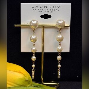 NWT Laundry by Shelli Segal Pearl Crystal Linear Drop Earrings 3"